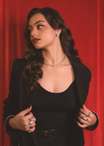 Полли, Г. Крымск